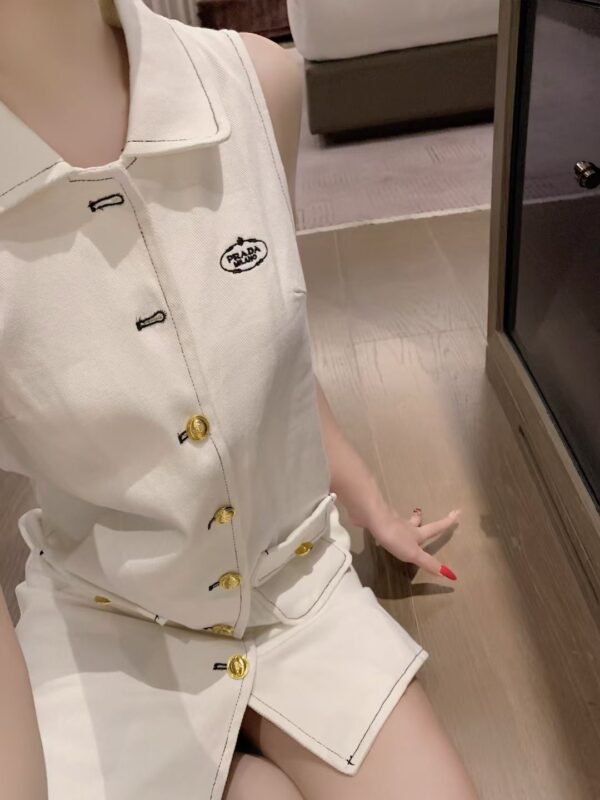 普拉达女装连衣裙S-L··A66140