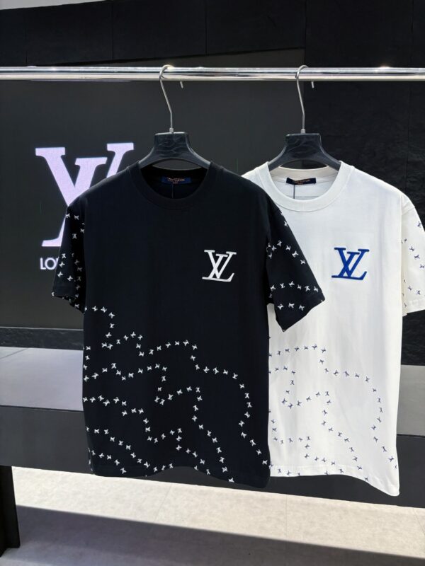 LV高版圓領短袖歐碼偏大.S-XLA227075